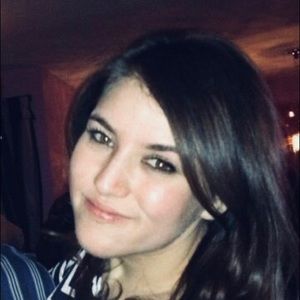 Meet your Posher, Yana